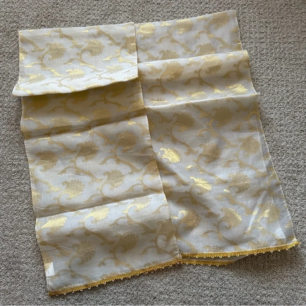Beige Gold Silk Gauze Table Runner Glitter Beaded Metallic Sheer Gold Leaf 2x